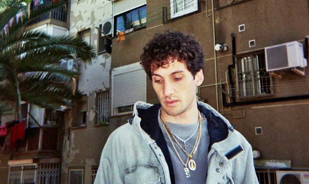 1900x1900-000000-80-0-0