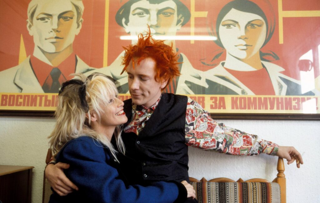Johnny Rotten (john Lydon) junto a su difunta esposa Nora Foster