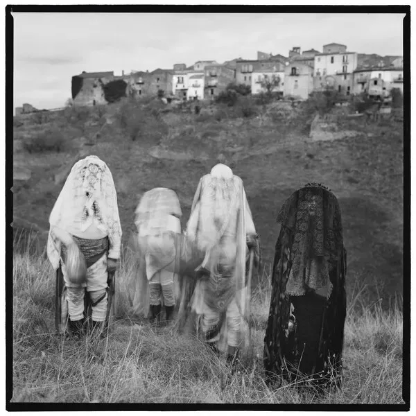 Portada de Holy Tongue - Basilikum